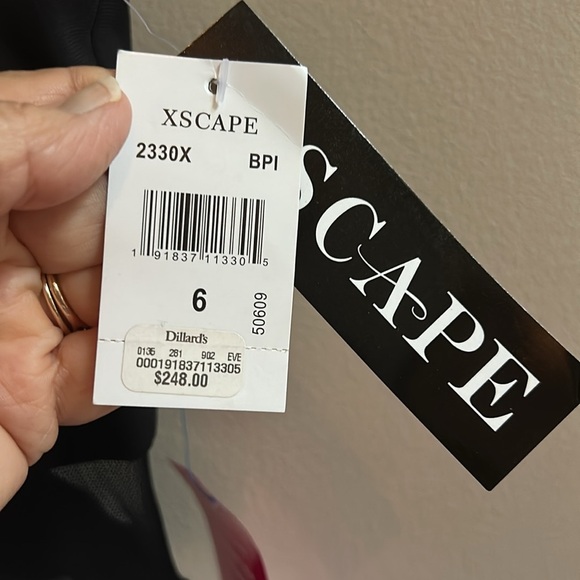 Xscape Formal Floral Skirt Dress Gown  NWT Size 6 - Picture 12 of 13